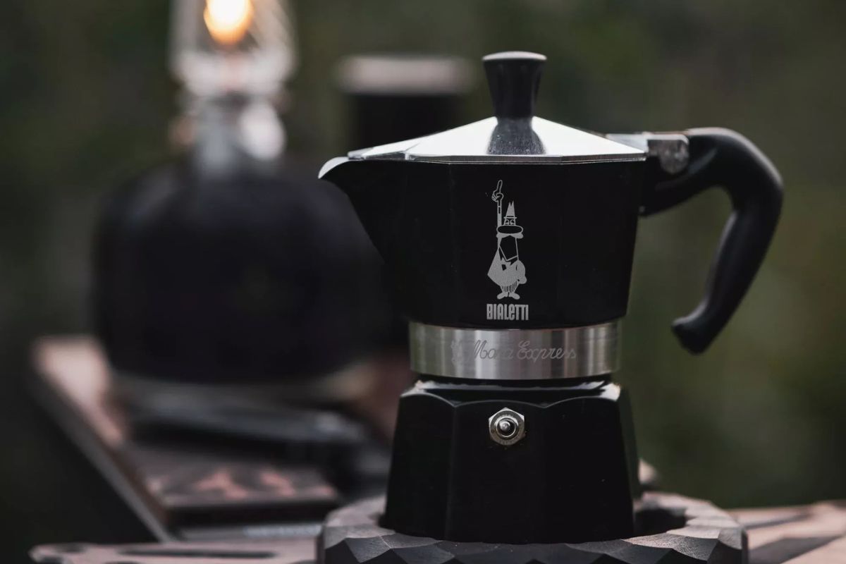 černá moka konvička bialetti