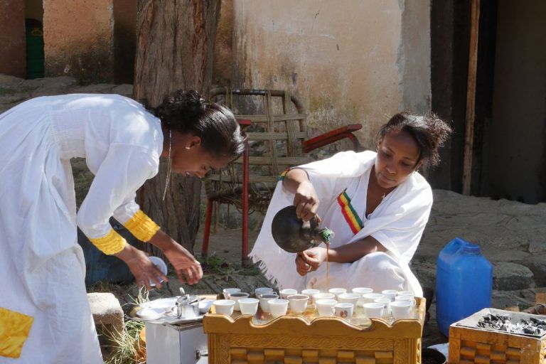 Etiopský kávový ceremoniál